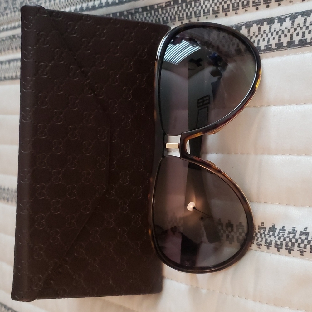 Gucci GG1566/s Aviator Sunglasses